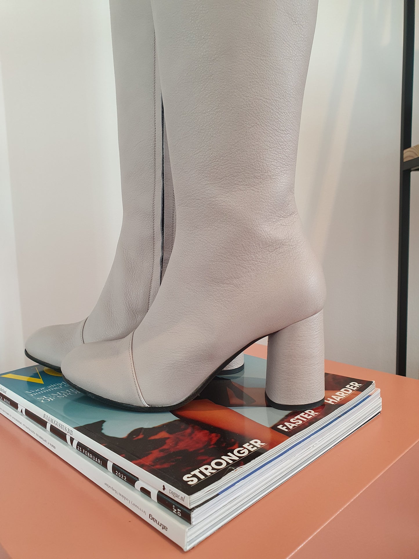 Megan high boots crema