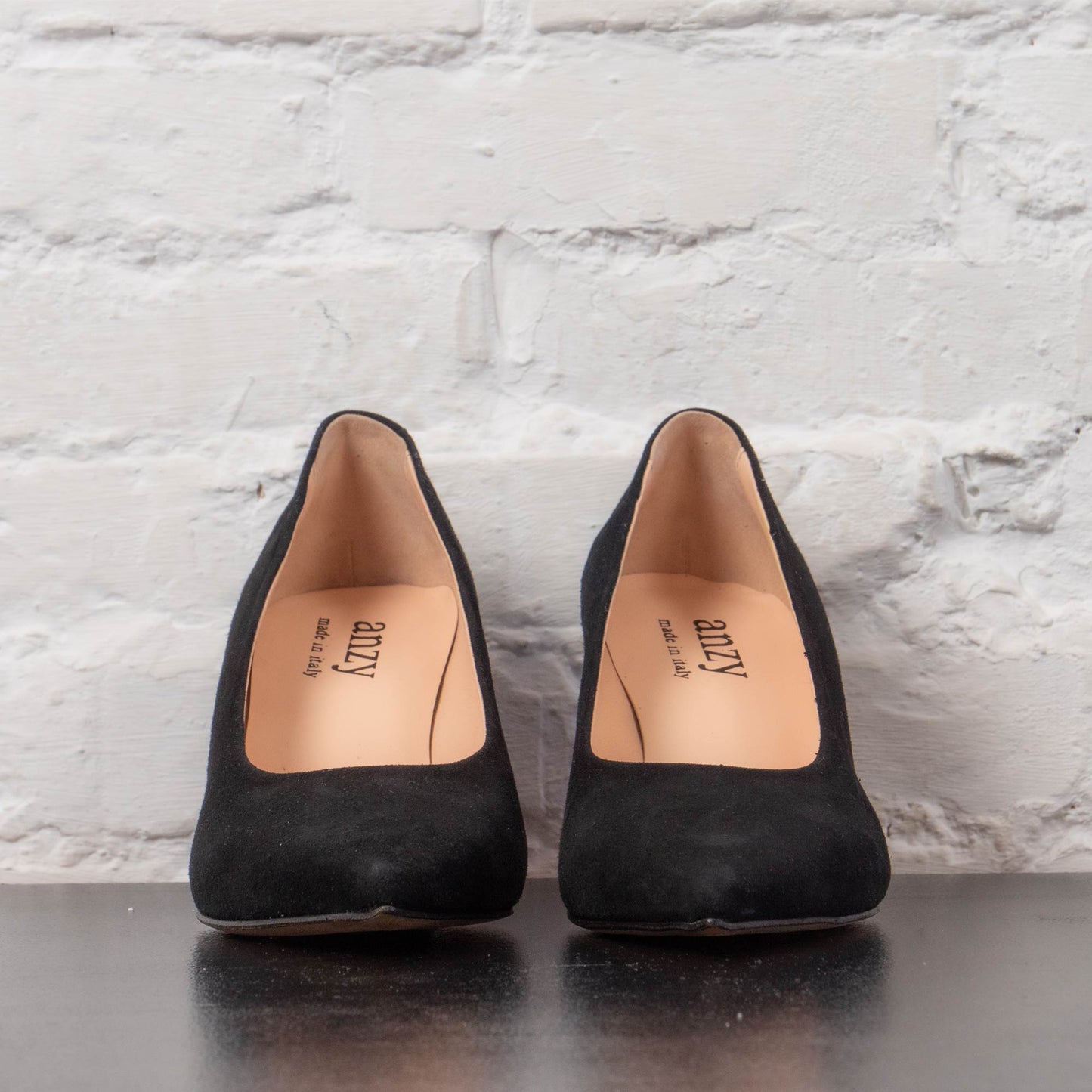 Leonie black Suede