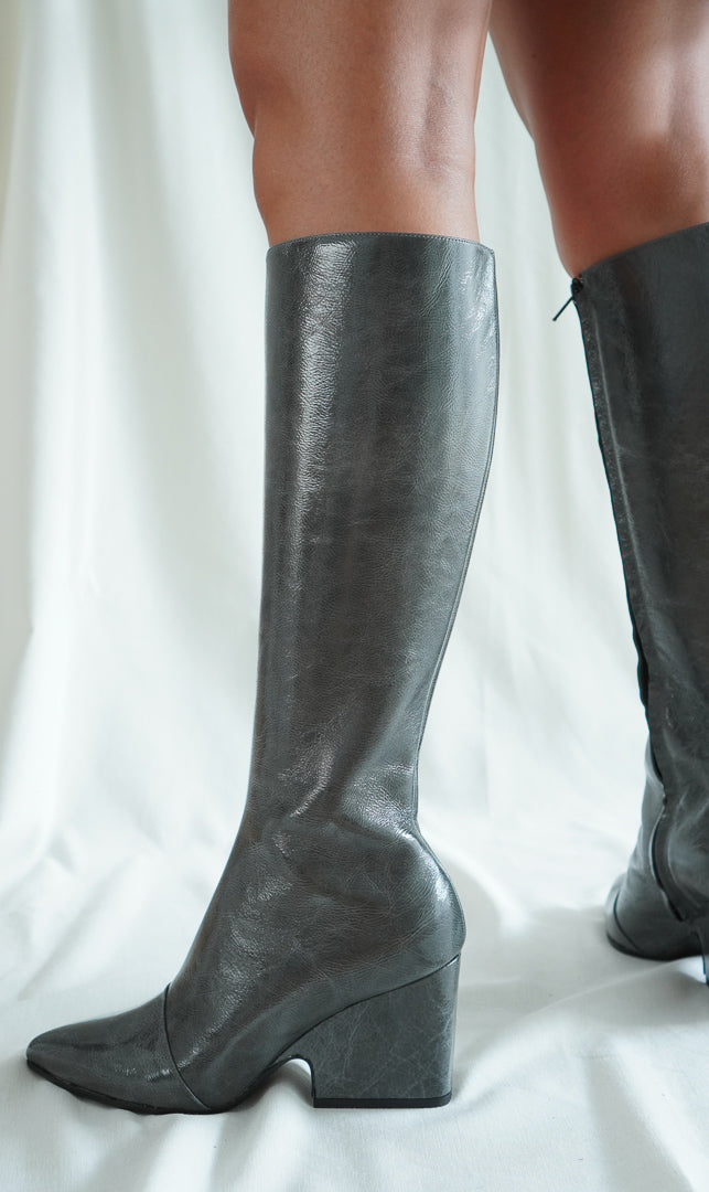 Scarlet High Boots Asfalto