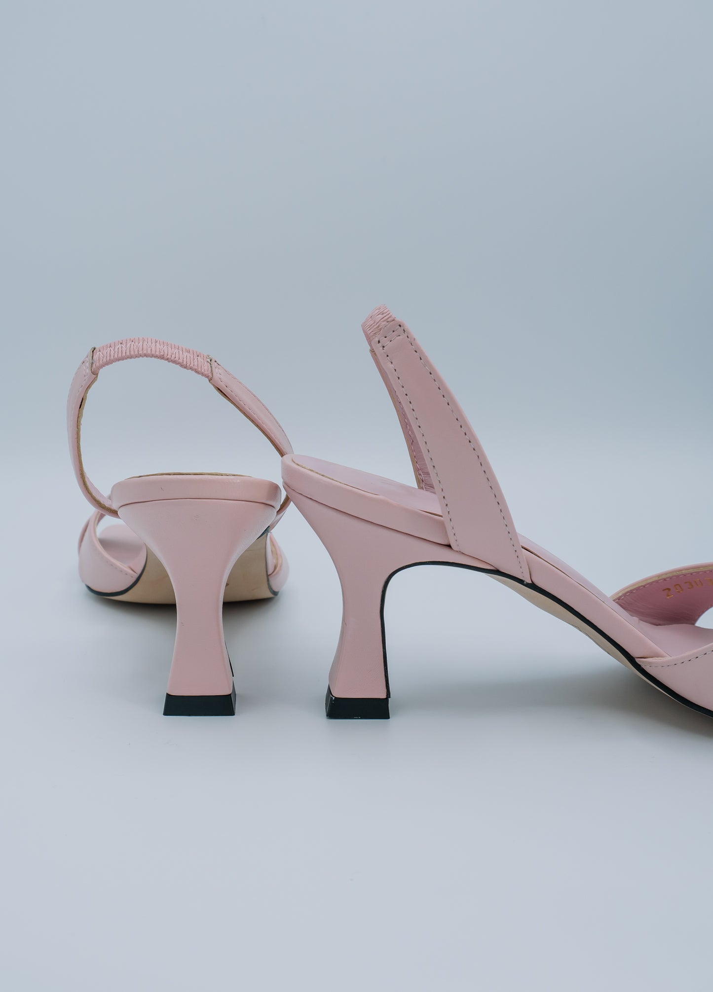 Olivia Pale pink