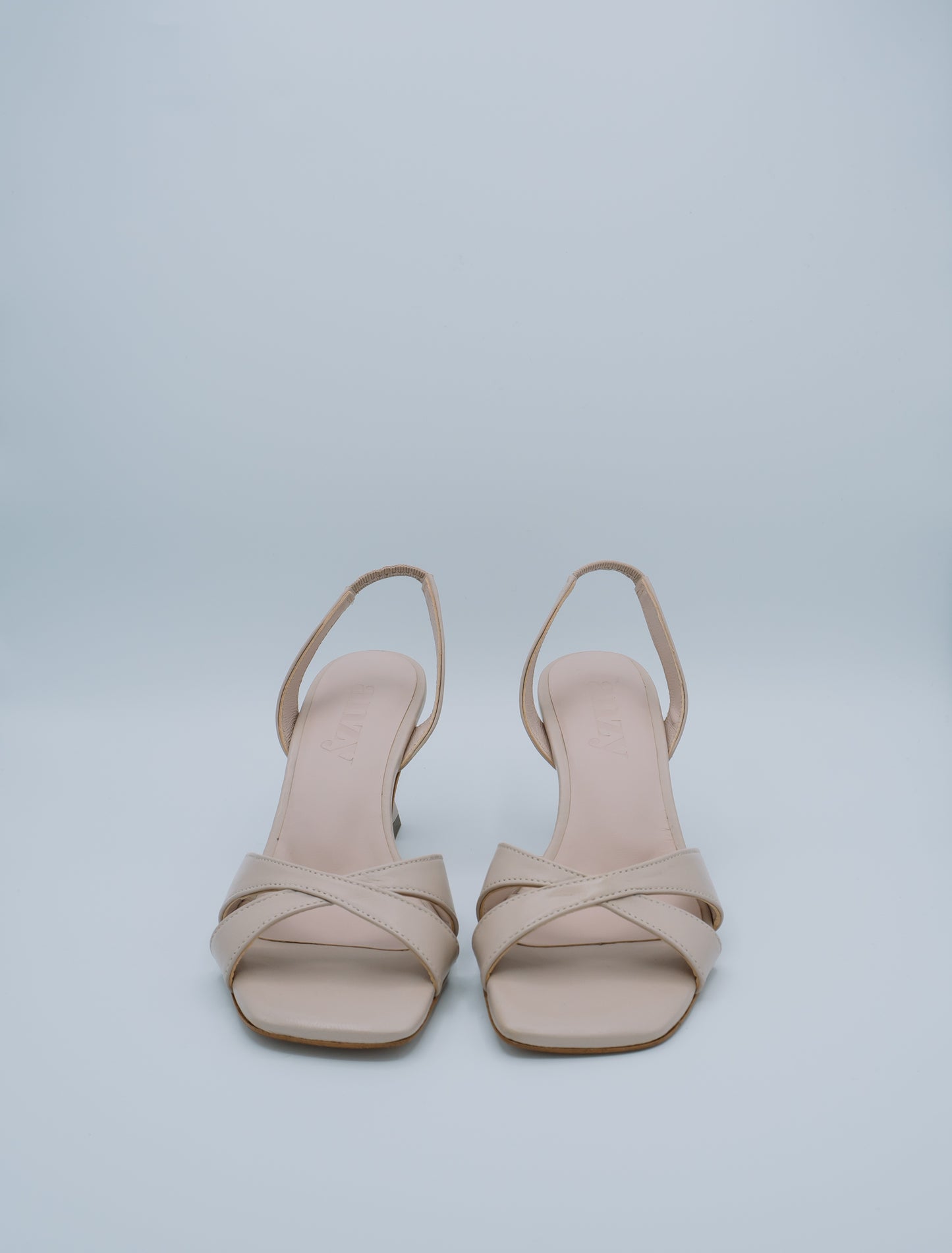 Olivia Nude